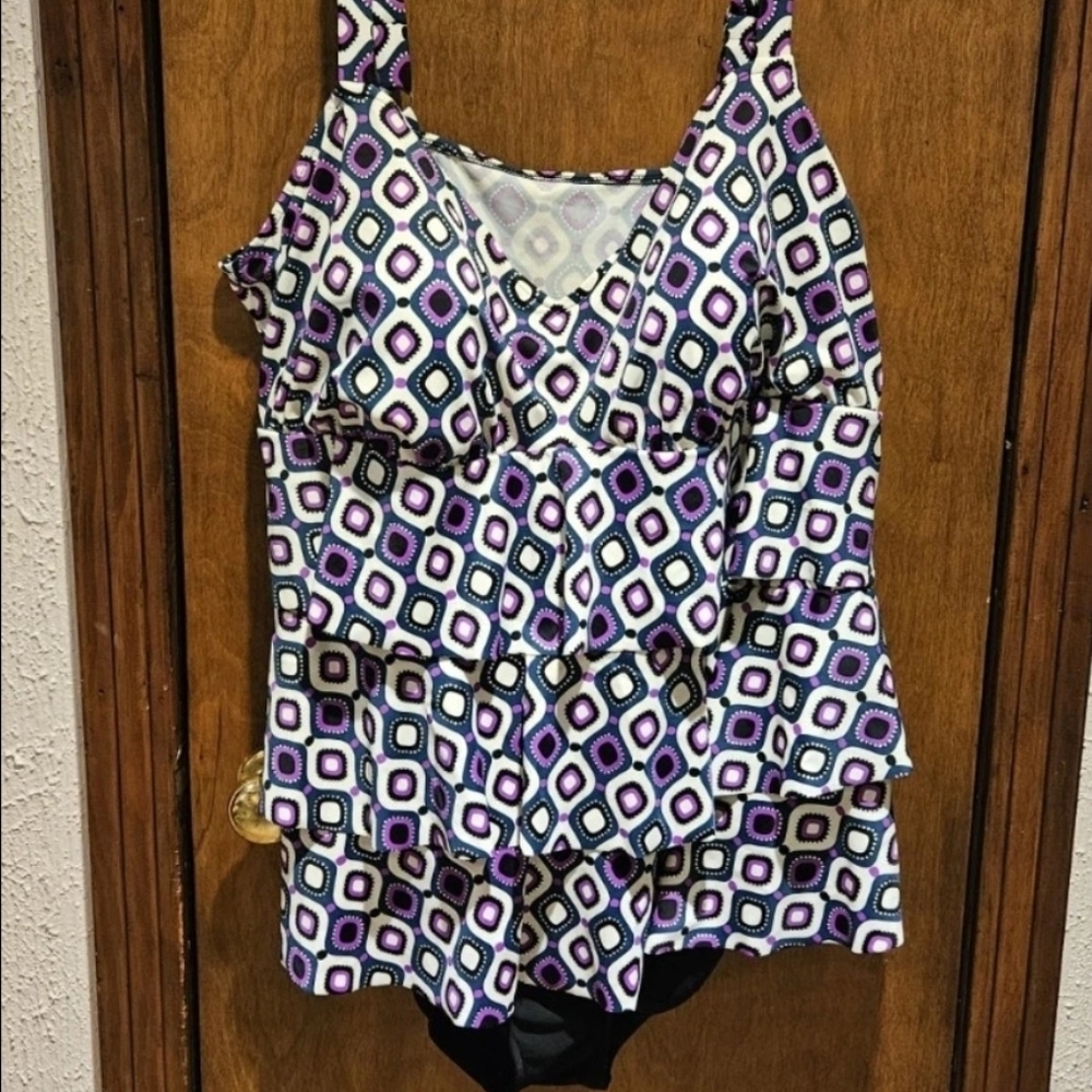 $109 Swim Solutions Jewels Tiered Tummy Control One-Piece Swimsuit Plus SZ 3XL